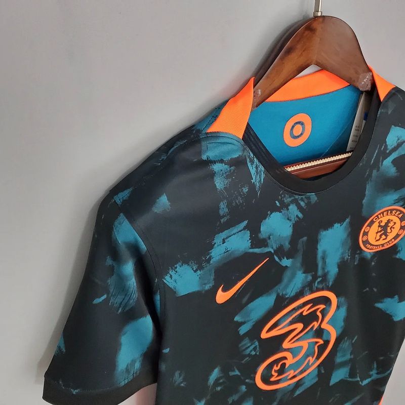 Retro Chelsea FC 2021-2022 third away image 4