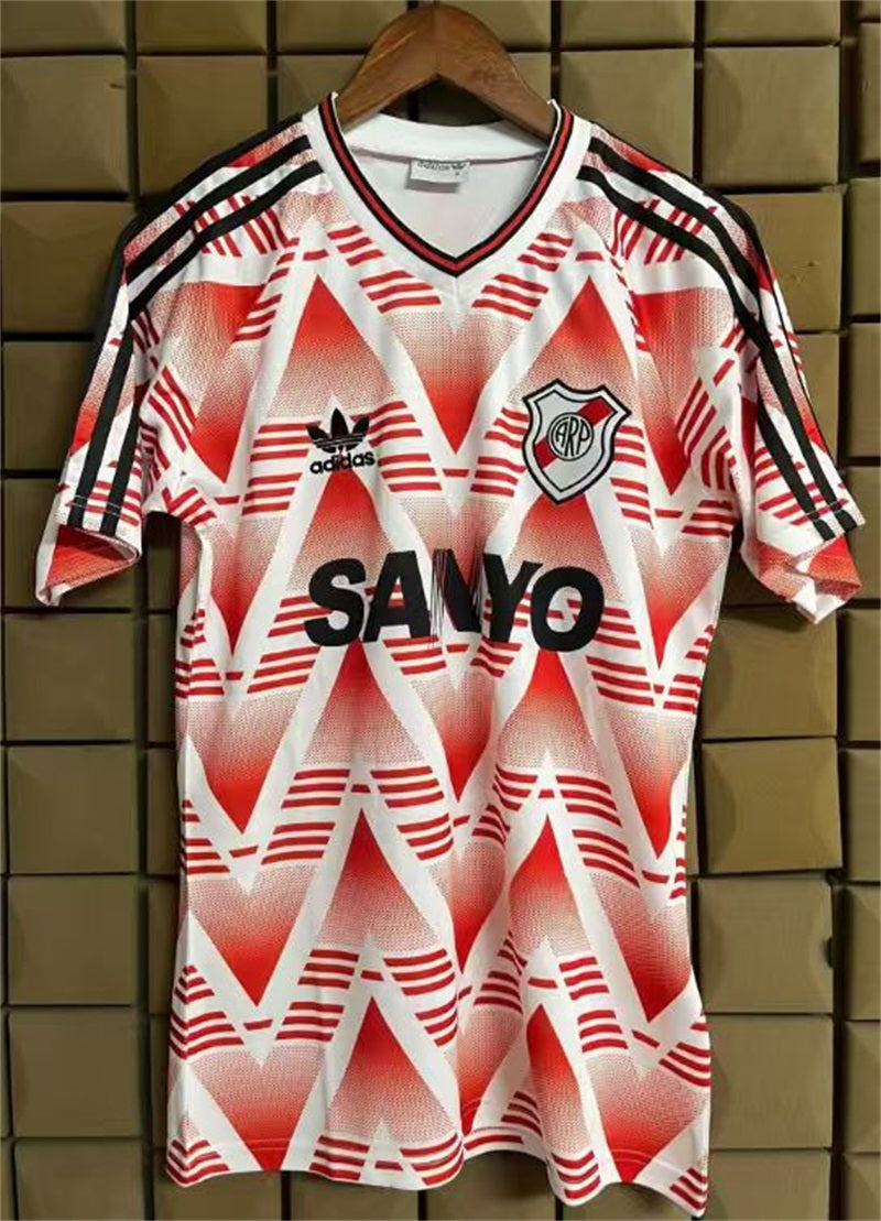 Retro Club River Plate 1992-1993 home