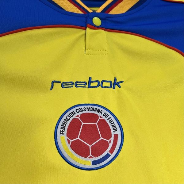 Retro Colombia national 2001-2002 home image 4