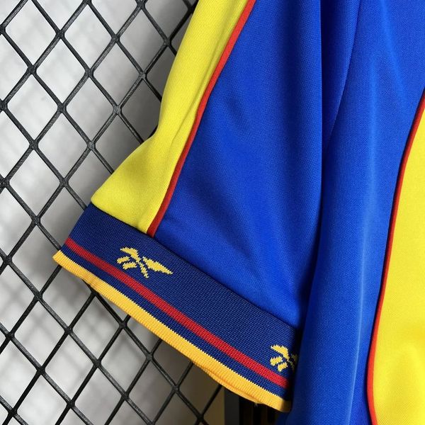 Retro Colombia national 2001-2002 home image 5