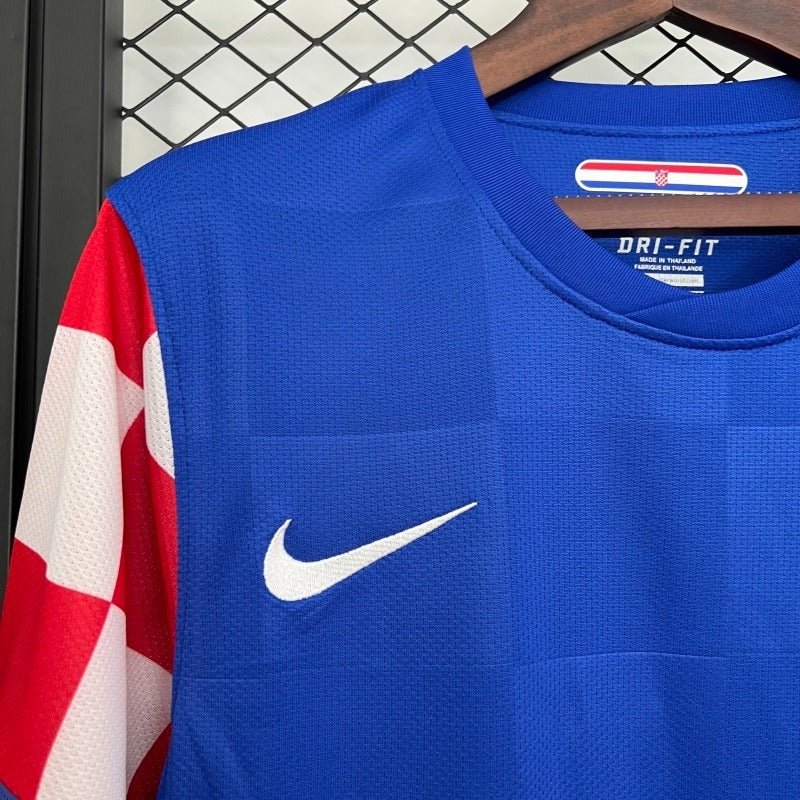 Retro Croatia national 2010 away image 4