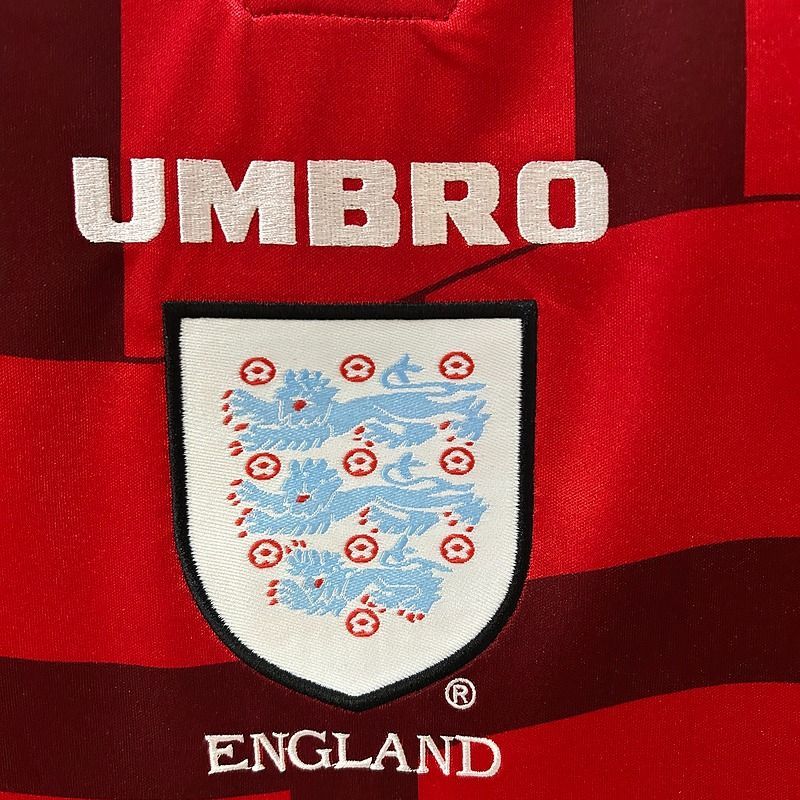 Retro England national 1998 away image 6