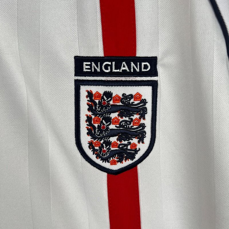 Retro England national 2002 home image 5