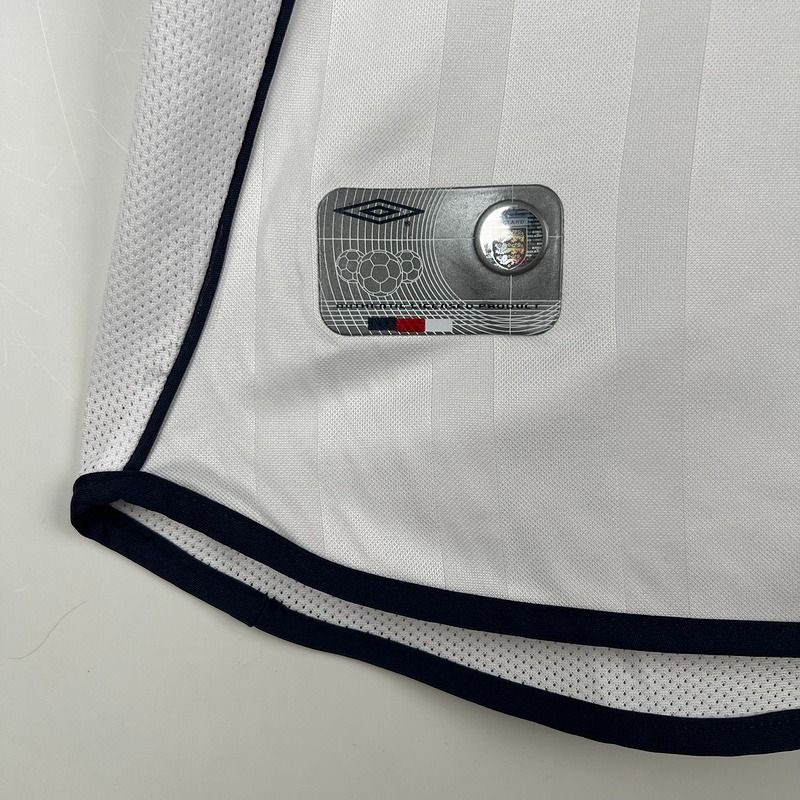 Retro England national 2002 home image 7
