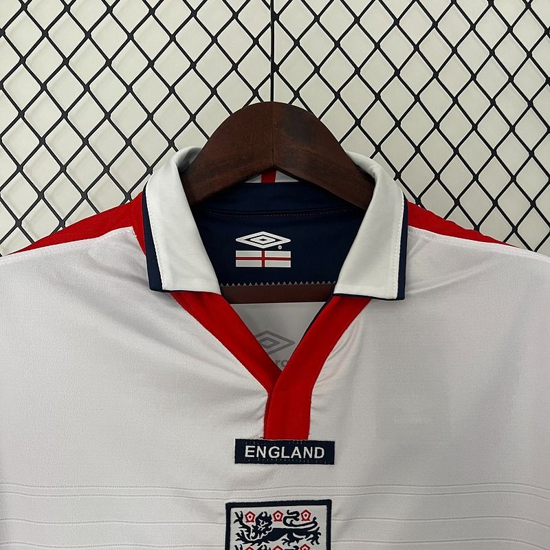 Retro England national 2004 home image 3