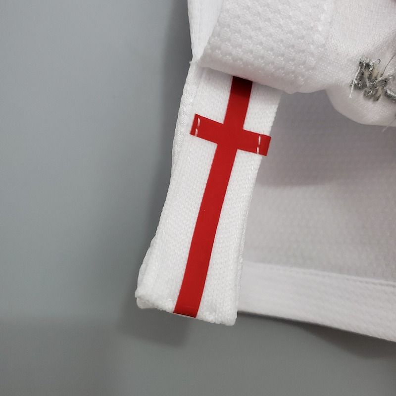 Retro England national 2013 home image 9