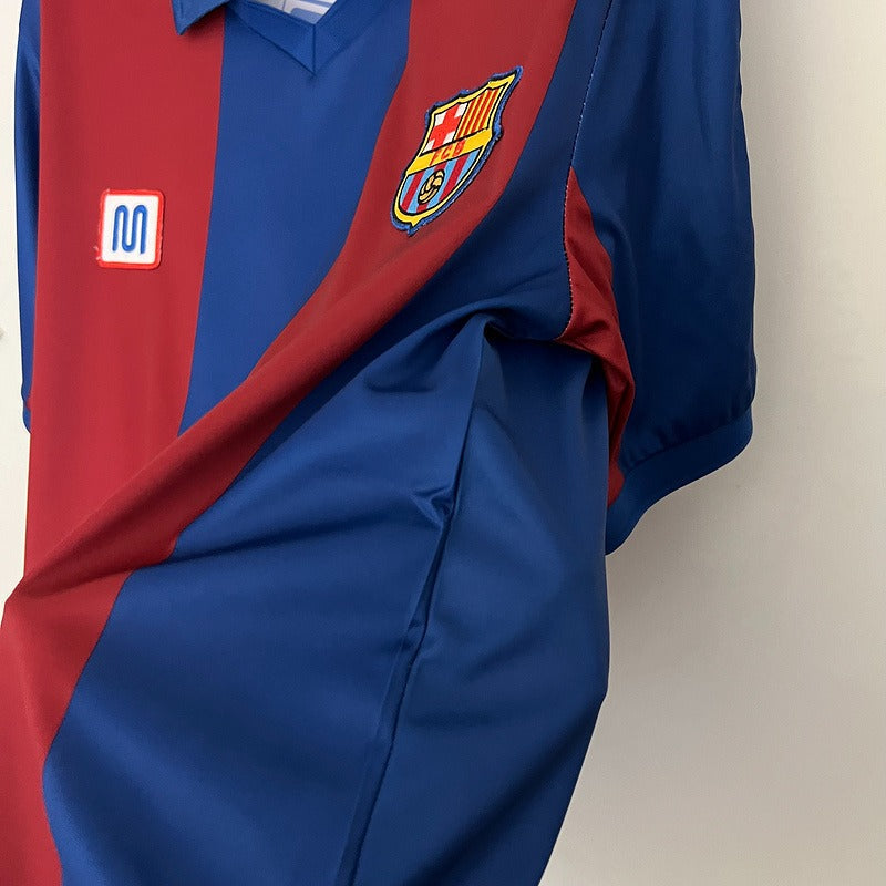 Retro FC Barcelona 1980-1982 home image 5