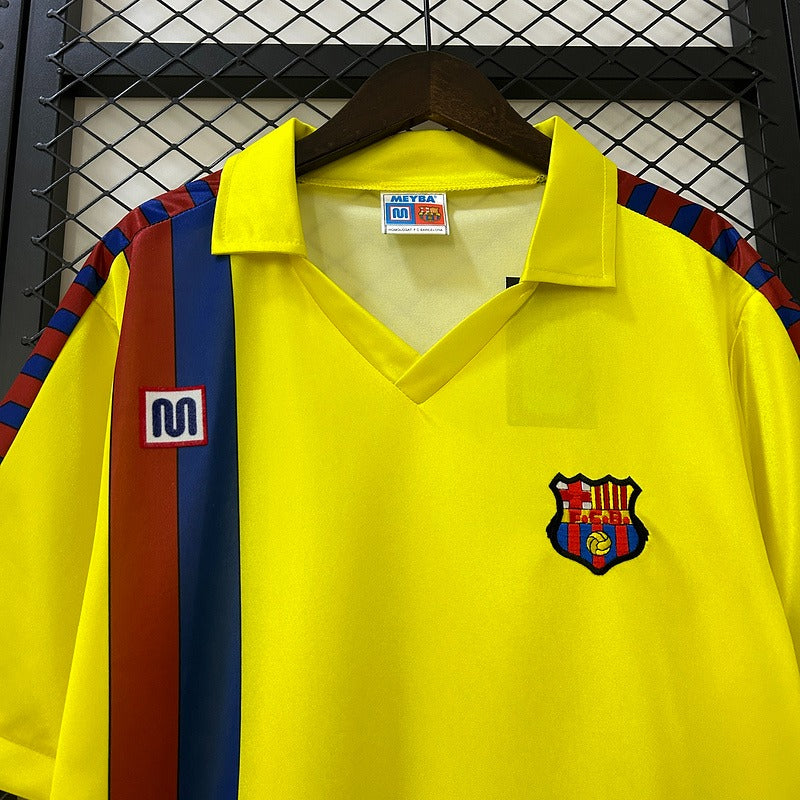 Retro FC Barcelona 1982-1984 away image 3