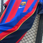 Retro FC Barcelona 2001-2002 home image 5