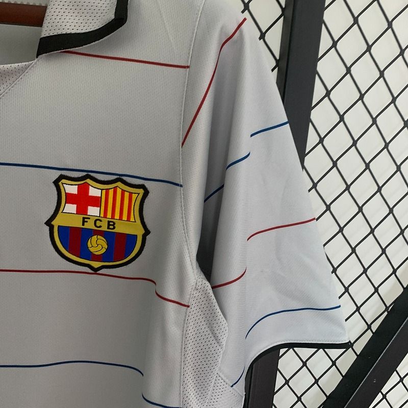 Retro FC Barcelona 2003-2004 away image 6