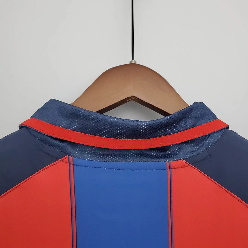 Retro FC Barcelona 2003-2004 home image 4