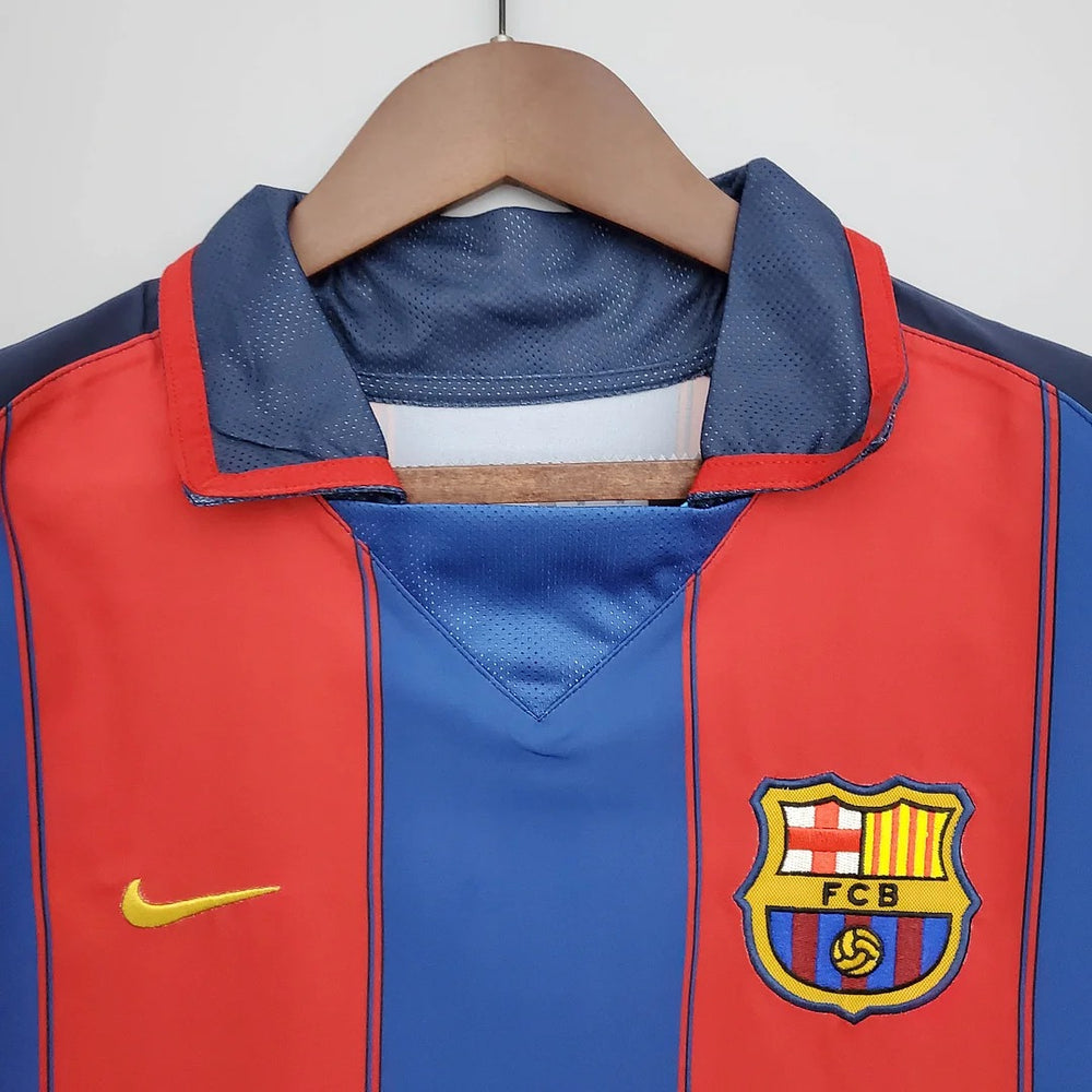 Retro FC Barcelona 2003-2004 home image 5