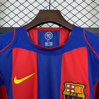 Retro FC Barcelona 2004-2005 home image 3