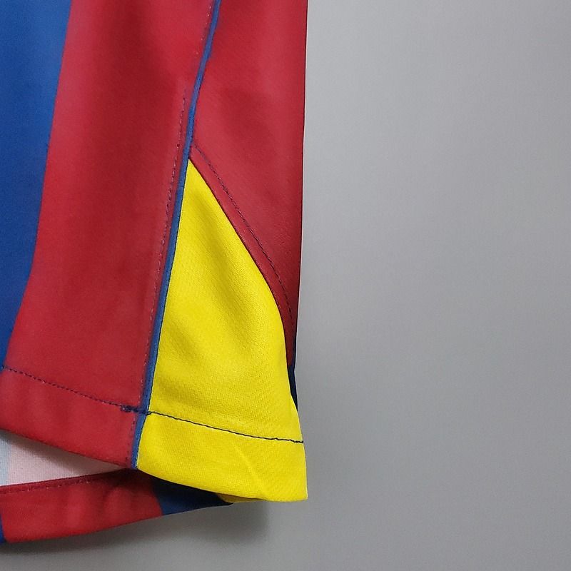 Retro FC Barcelona 2005-2006 home UCL edition image 10