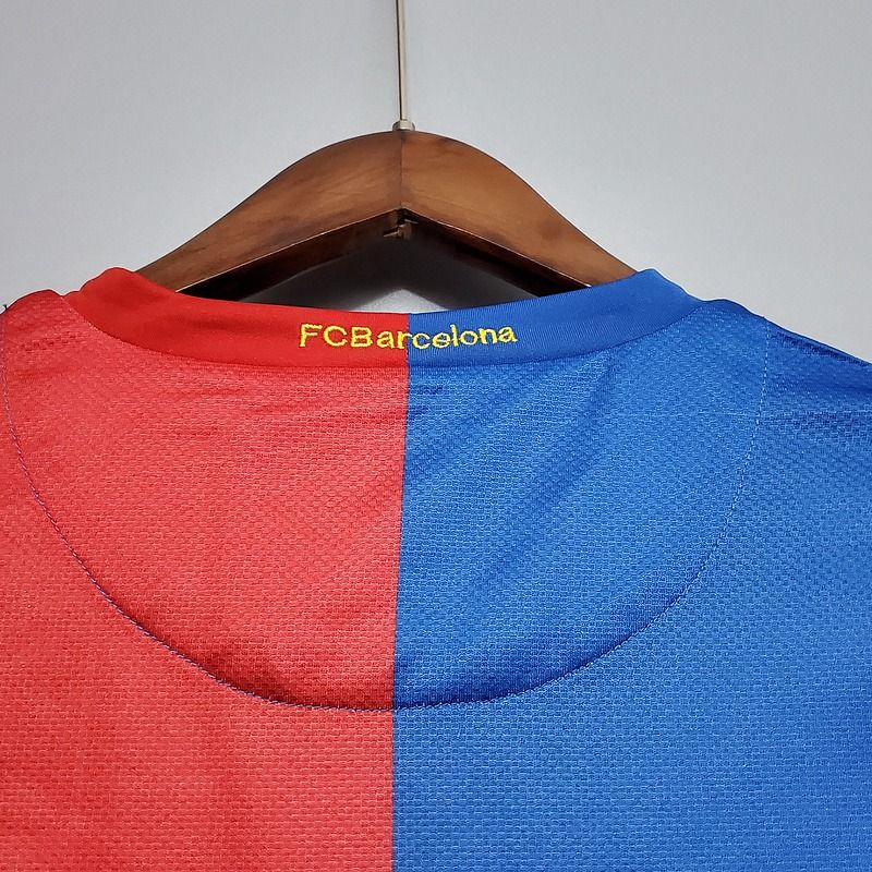 Retro FC Barcelona 2006-2007 home image 4