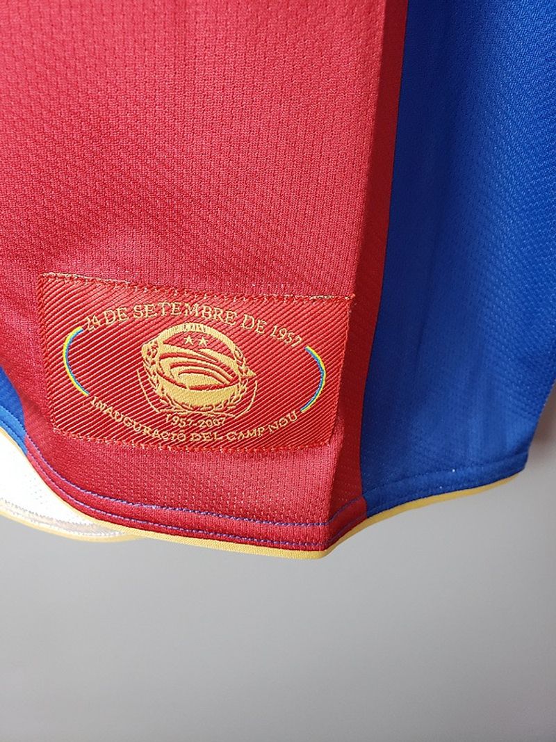 Retro FC Barcelona 2007-2008 home image 10