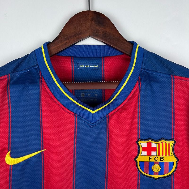 Retro FC Barcelona 2009-2010 home image 4