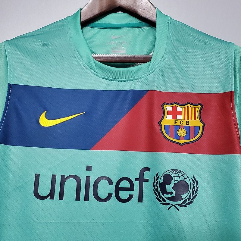 Retro FC Barcelona 2010-2011 away image 4