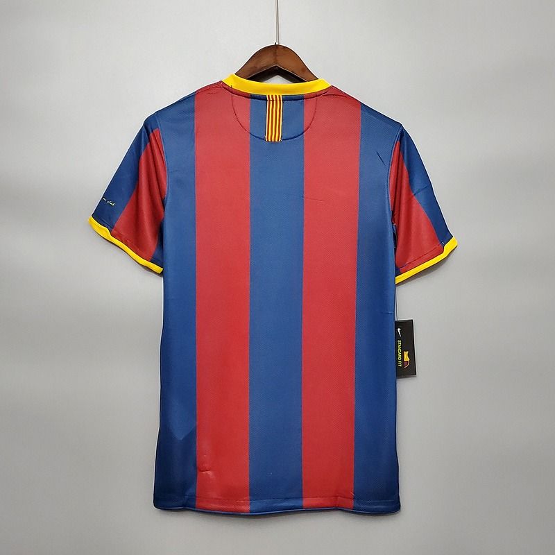 Retro FC Barcelona 2010-2011 home image 2
