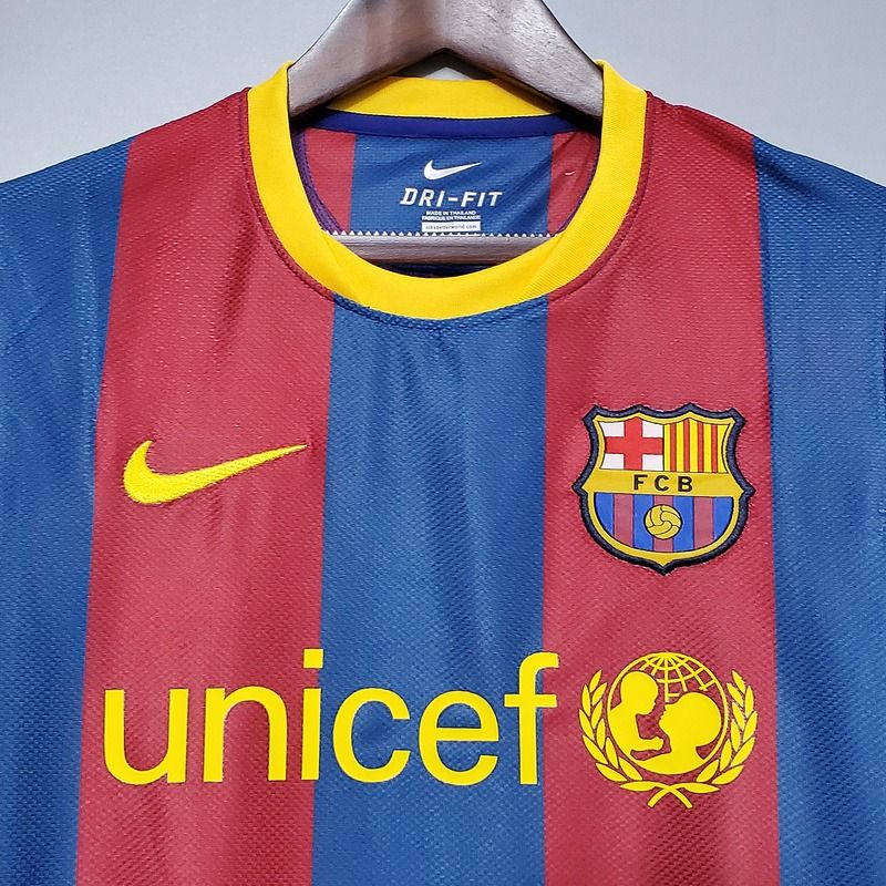 Retro FC Barcelona 2010-2011 home image 3