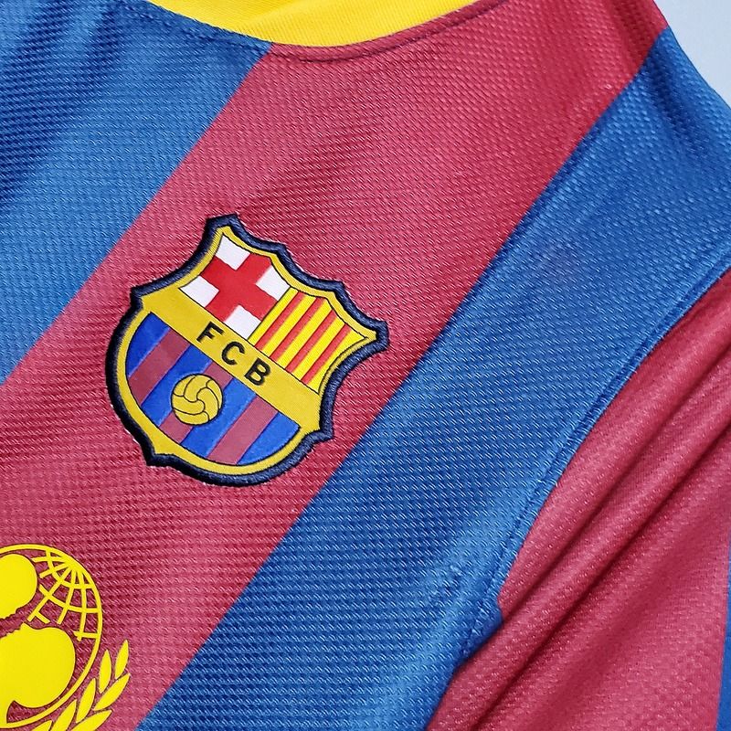 Retro FC Barcelona 2010-2011 home image 6
