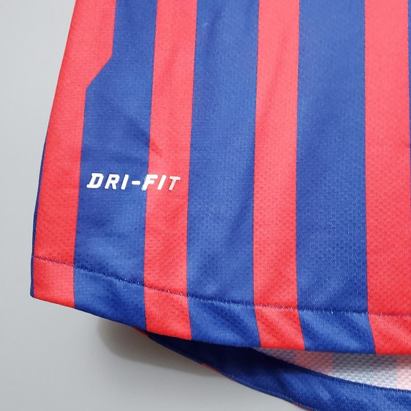 Retro FC Barcelona 2011-2012 home image 2