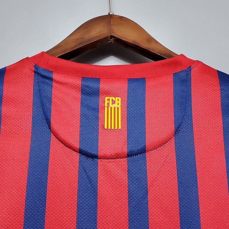 Retro FC Barcelona 2011-2012 home image 6