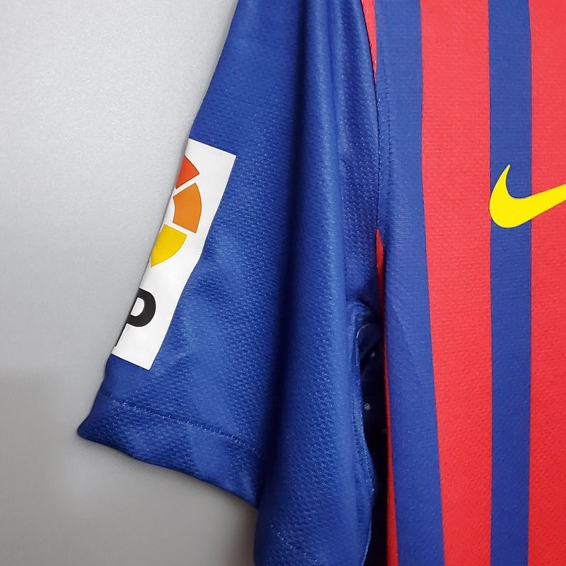 Retro FC Barcelona 2011-2012 home image 10