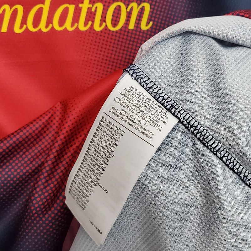 Retro FC Barcelona 2012-2013 home image 9
