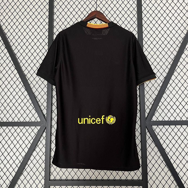 Retro FC Barcelona 2013-2014 away image 2