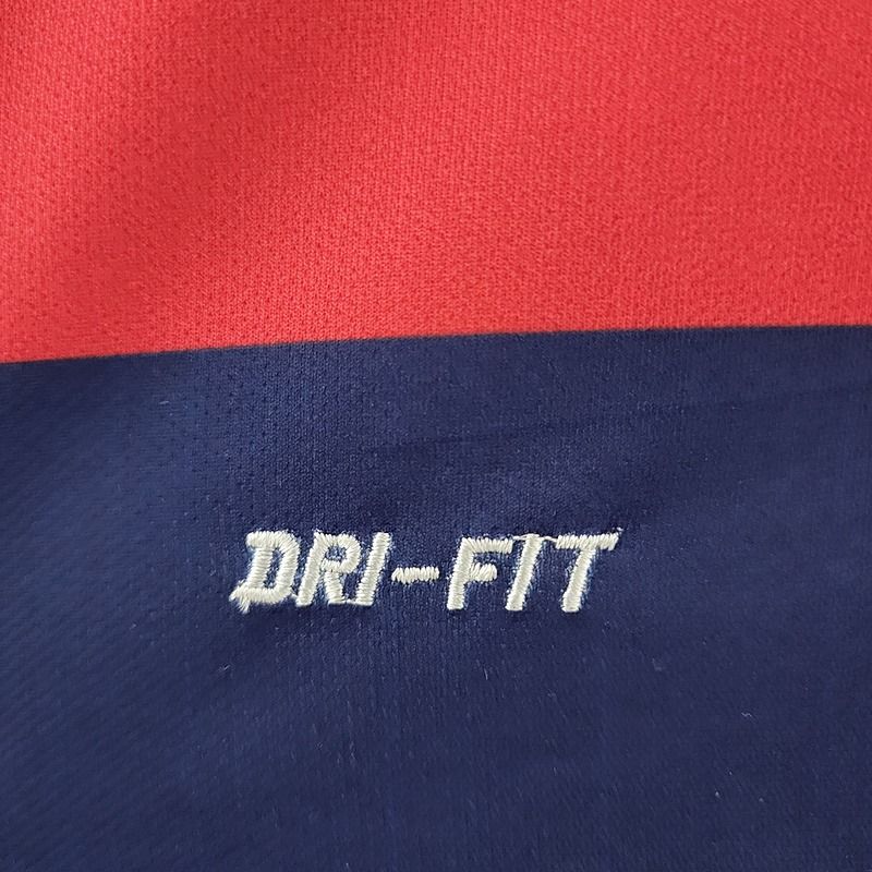 Retro FC Barcelona 2015-2016 home image 2