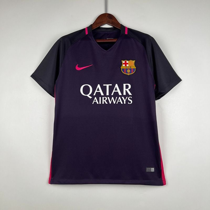 Retro FC Barcelona 2016-2017 away
