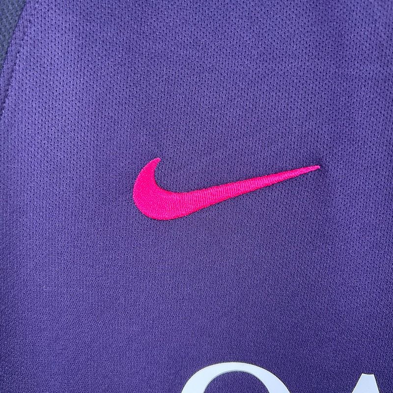 Retro FC Barcelona 2016-2017 away image 8