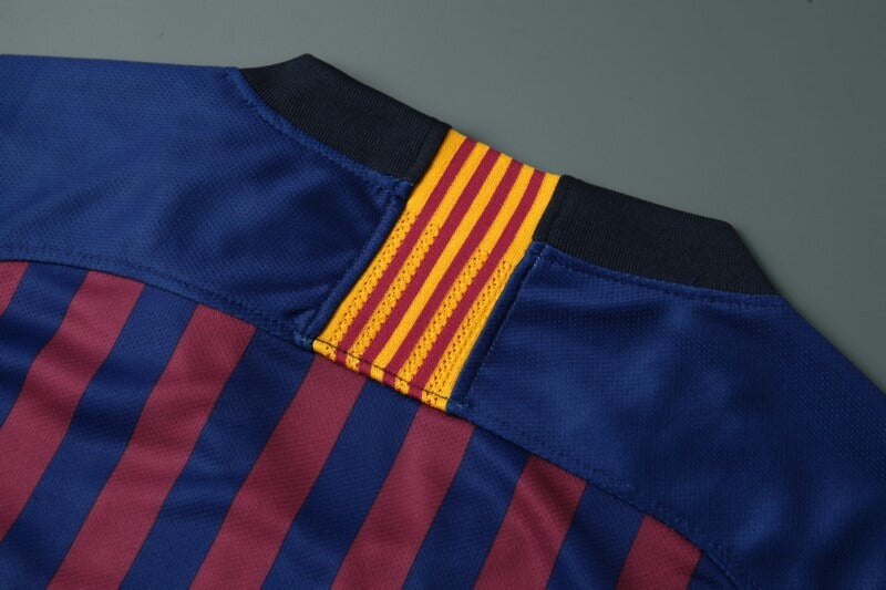 Retro FC Barcelona 2018-2019 home image 6