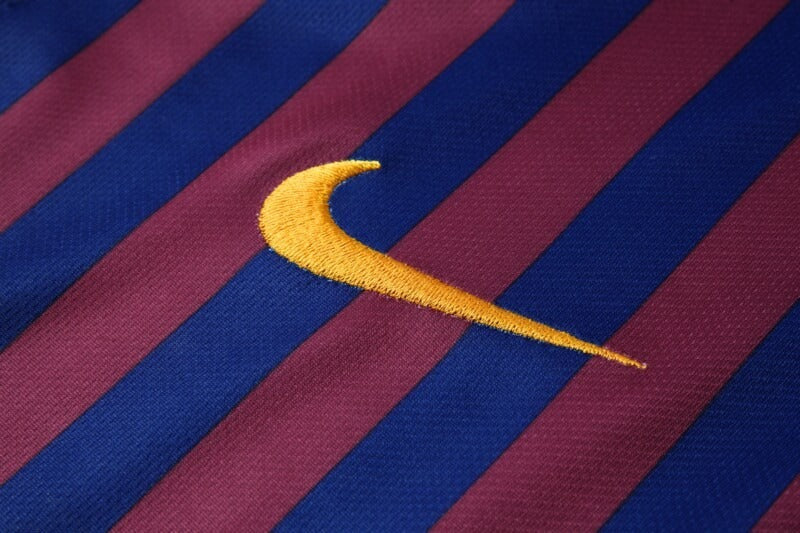 Retro FC Barcelona 2018-2019 home image 8