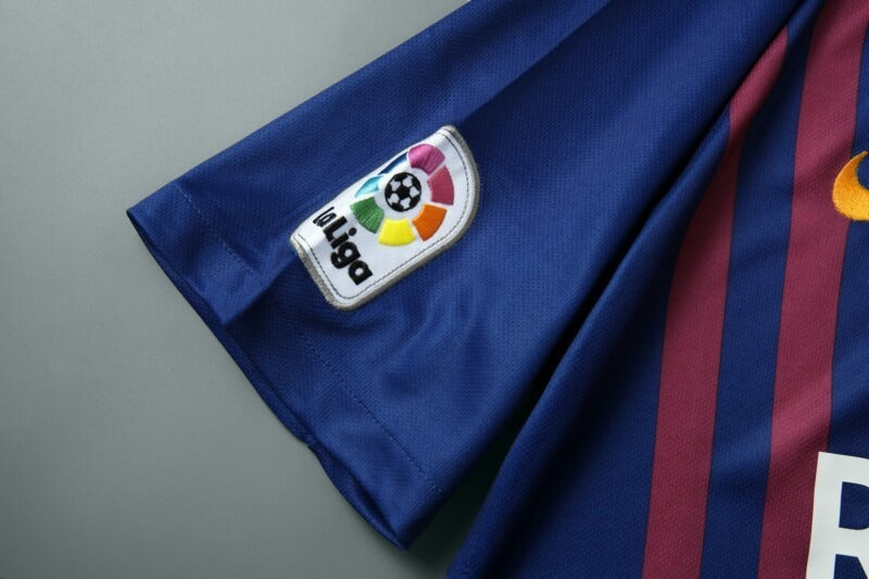 Retro FC Barcelona 2018-2019 home image 11