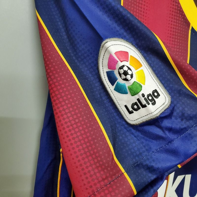 Retro FC Barcelona 2020-2021 home image 9