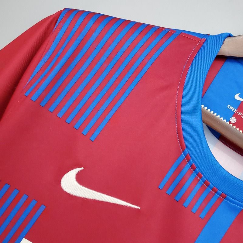 Retro FC Barcelona 2021-2022 home image 7