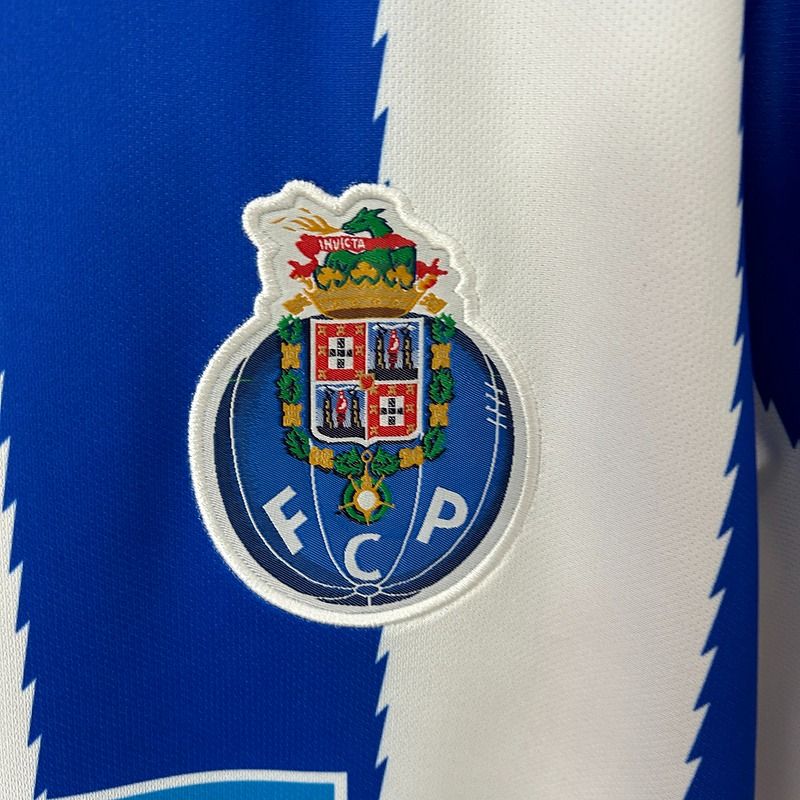 Retro FC Porto 2010-2011 home image 6