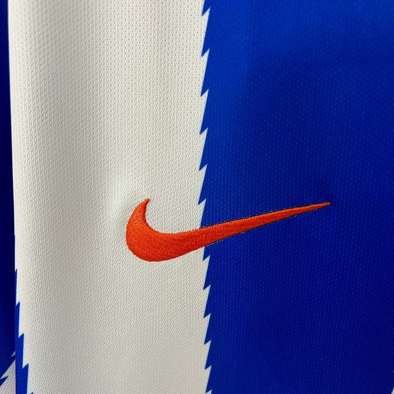 Retro FC Porto 2010-2011 home image 7