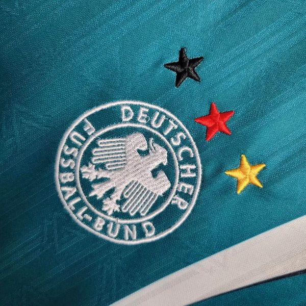 Retro Germany national 1996 away image 9