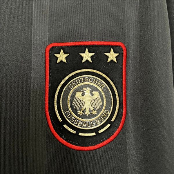 Retro Germany national 2010 away image 5