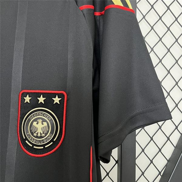 Retro Germany national 2010 away image 7
