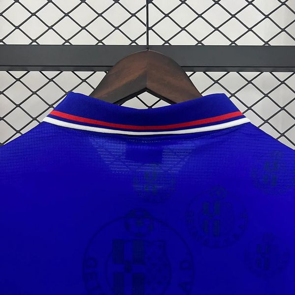 Retro Getafe CF 1998-1999 home image 4