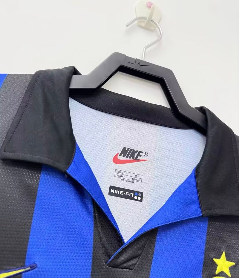 Retro Inter Milano 1998-1999 home image 4
