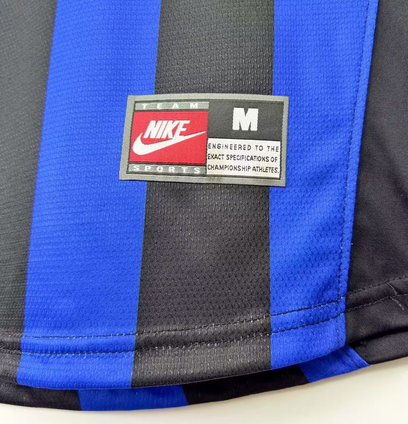 Retro Inter Milano 1998-1999 home image 7