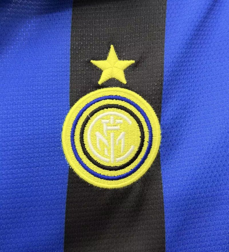 Retro Inter Milano 1998-1999 home image 9