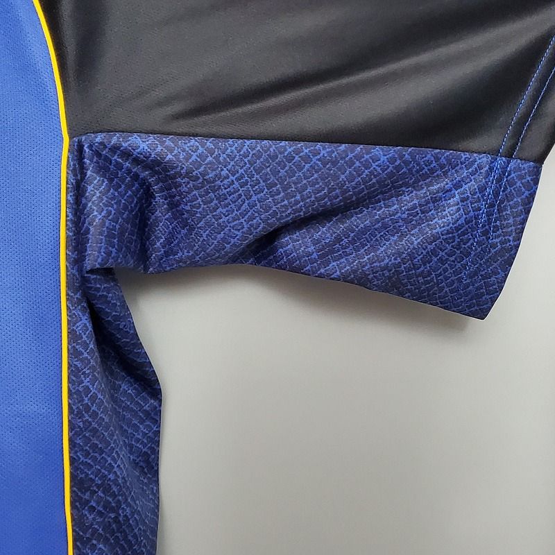 Retro Inter Milano 2001-2002 home image 8
