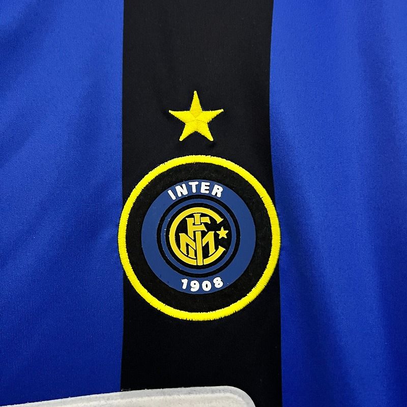 Retro Inter Milano 2002-2003 home image 5
