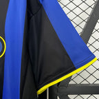 Retro Inter Milano 2002-2003 home image 8